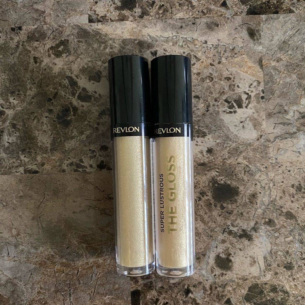 Revlon Super Lustrous Lipgloss 0.13 oz All That Glitters Lot of 2 Makeup New